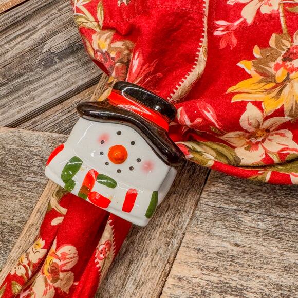 Set of 4, Ceramic Snowman Napkin Rings/Holders, Kitchen Christmas Holiday Decor - Picture 2 of 6